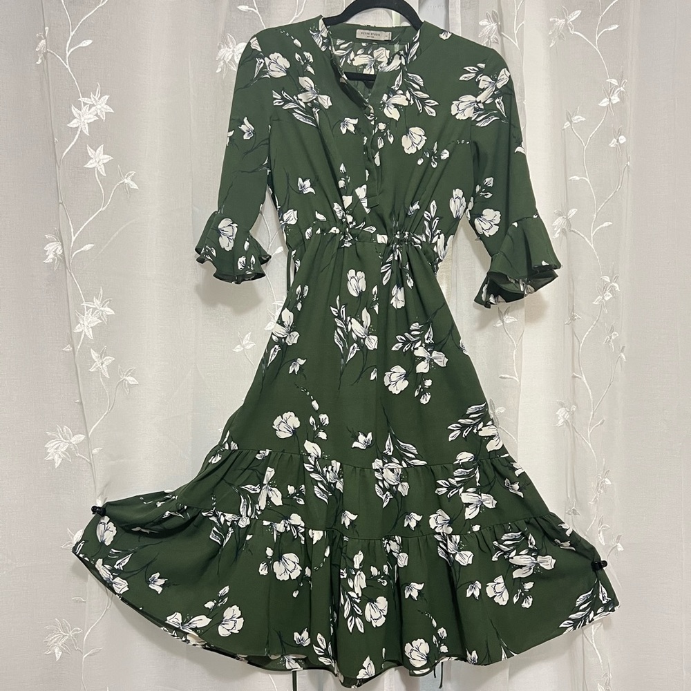 Petite Studio Celina Dress in Green